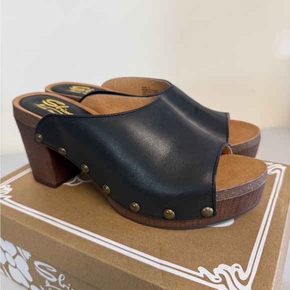 Sbicca Women's Montrose Clog Mule Heeled Sandal Black Size 10 - Picture 2 of 8